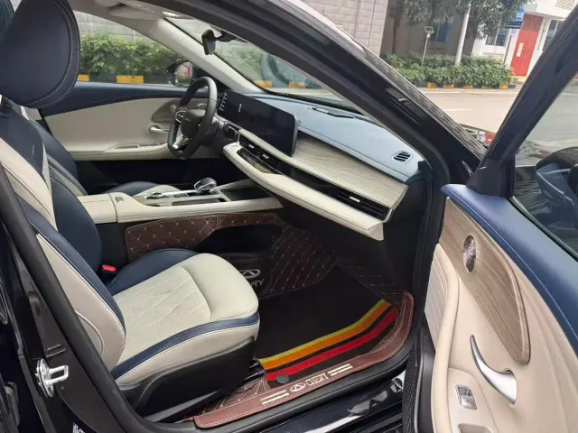 Chery Arrizo 8 — Фото автомобиля 13