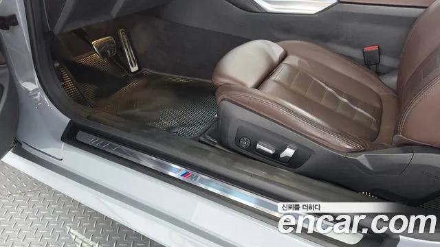 BMW 4 Series G22 — Фото автомобиля 23