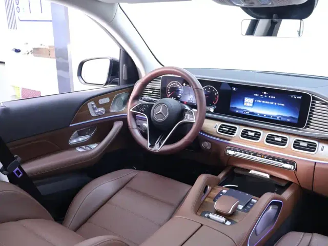 Mercedes-Benz GLE-Class — Фото автомобиля 14