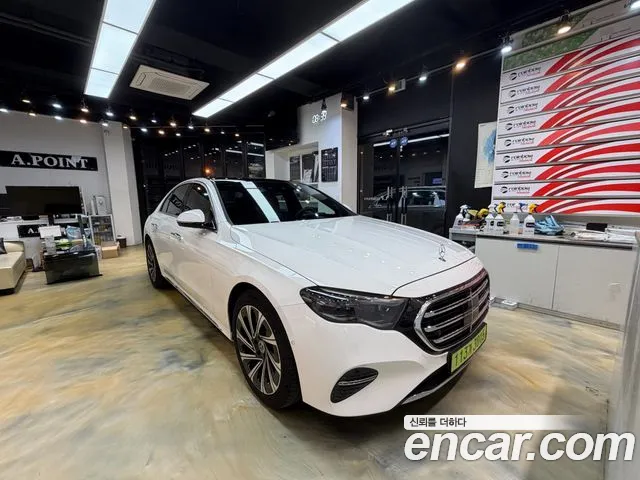 Mercedes-Benz E-Class E-класс W214 E300 4MATIC Exclusive — Фото автомобиля 11