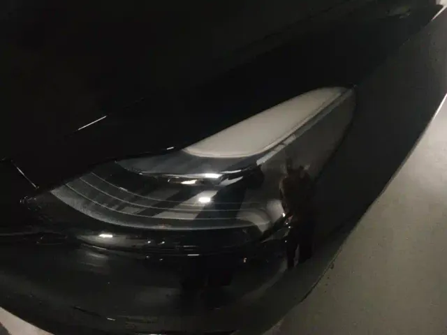Tesla Model 3 — Фото автомобиля 5