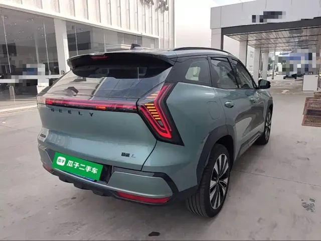 Geely Boyue L — Фото автомобиля 4