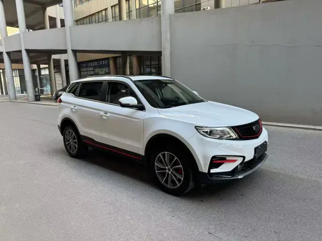 Geely Boyue — Фото автомобиля 3