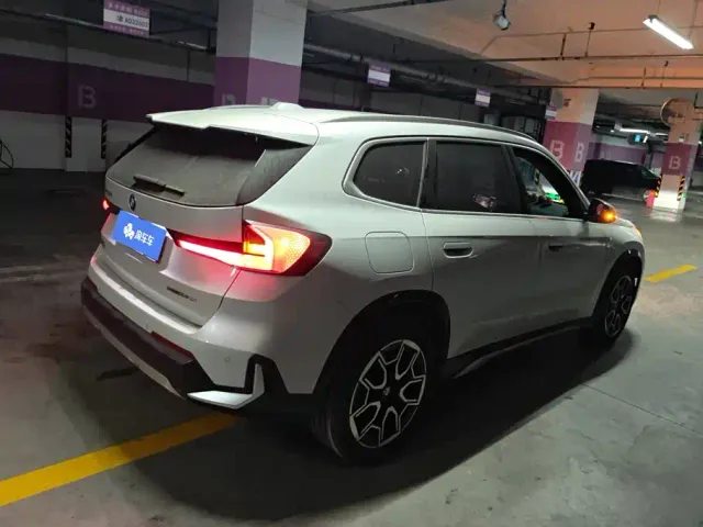 BMW X1 — Фото автомобиля 3