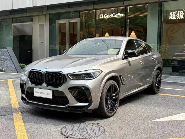 Фотография автомобиля — BMW X6 M