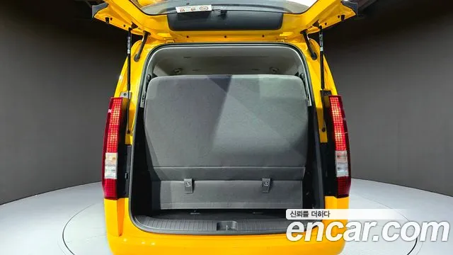 Hyundai Staria — Фото автомобиля 26