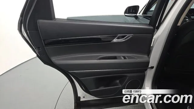 Genesis GV80 — Фото автомобиля 14