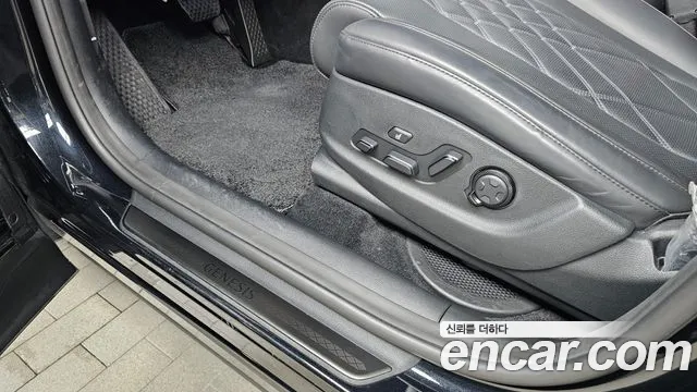 Genesis GV80 — Фото автомобиля 14