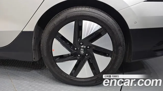 Hyundai Ioniq6 — Фото автомобиля 20