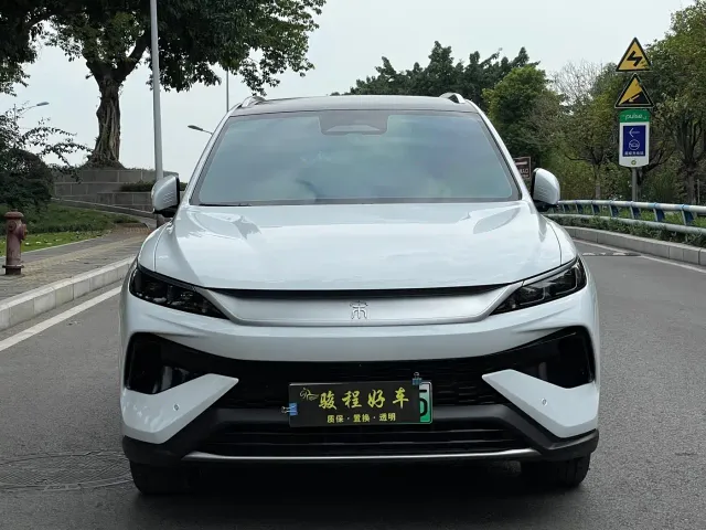 BYD Song Pro — Фото автомобиля 2
