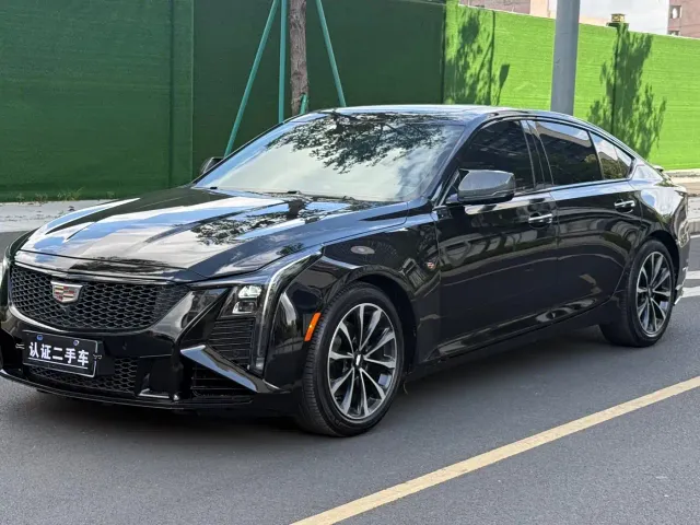 Фотография автомобиля — Cadillac CT5