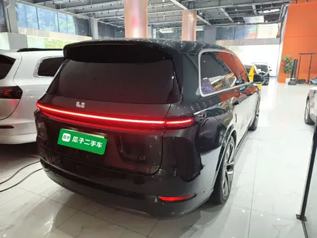 Li Auto L9 — Фото автомобиля 6