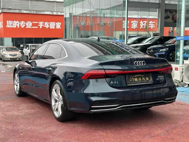 Audi A7L — Фото автомобиля 6