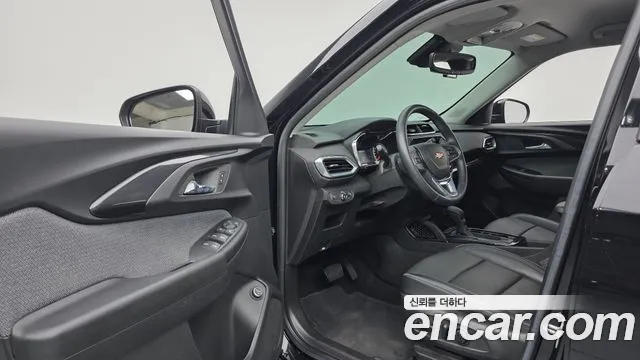 Chevrolet Trailblazer — Фото автомобиля 10