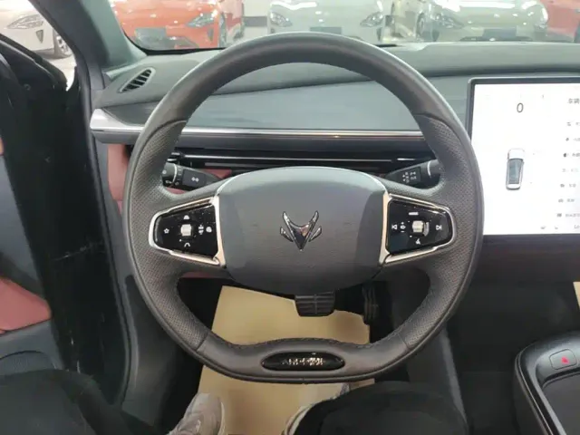 Arcfox Alpha T5 — Фото автомобиля 10