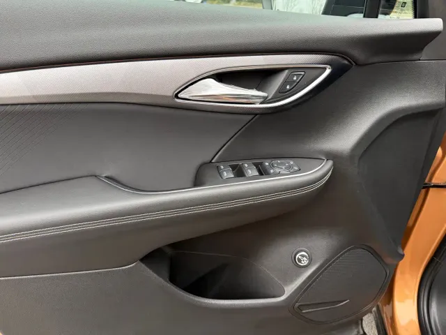 Buick Envision S — Фото автомобиля 5