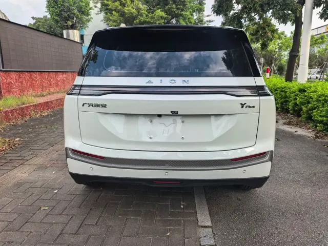 GAC Aion Y — Фото автомобиля 5