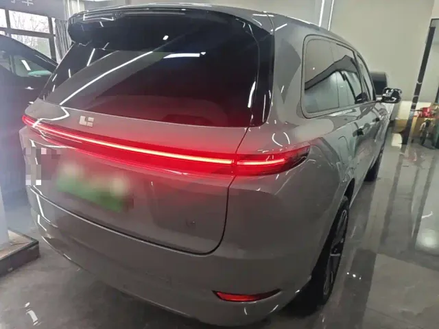 Li Auto L9 — Фото автомобиля 6