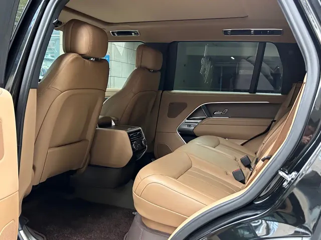 Land Rover Range Rover — Фото автомобиля 11