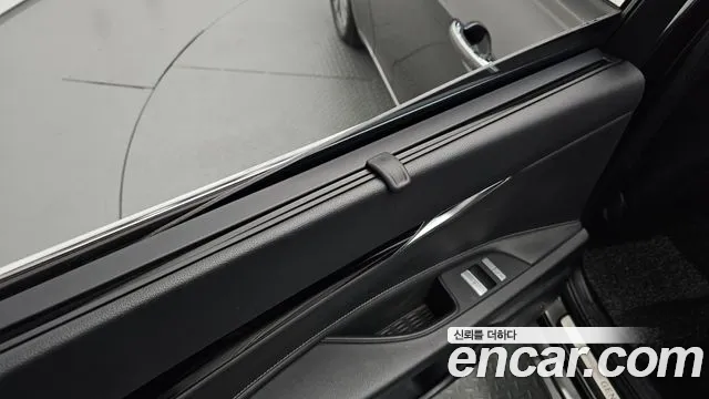 Genesis G80 Бензин 2.5 турбо AWD — Фото автомобиля 24