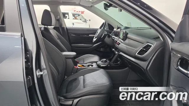 Kia Seltos New — Фото автомобиля 16