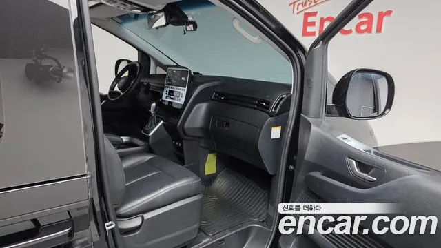 Hyundai Staria — Фото автомобиля 10