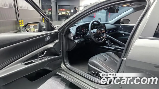 Hyundai Avante CN7 — Фото автомобиля 15