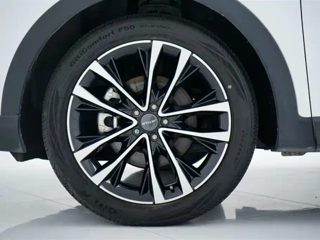 Jetour X70 Plus — Фото автомобиля 22