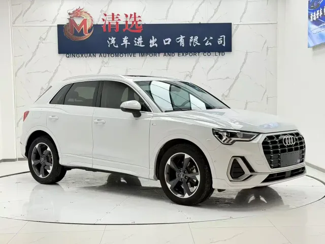 Audi Q3 — Фото автомобиля 3