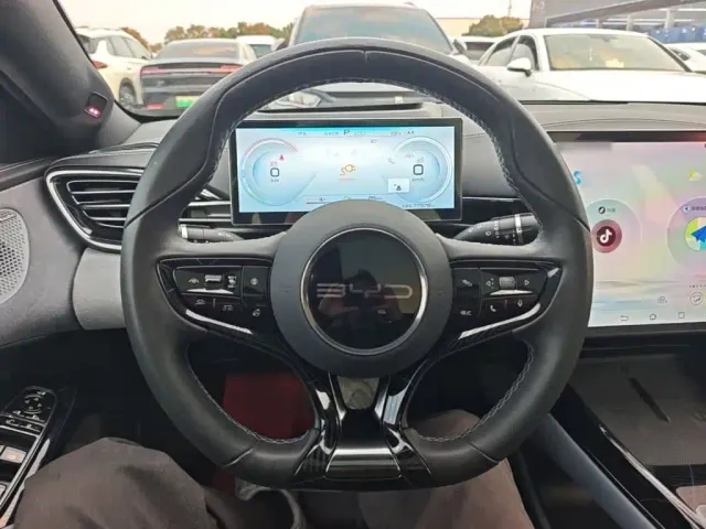 BYD Seal — Фото автомобиля 10