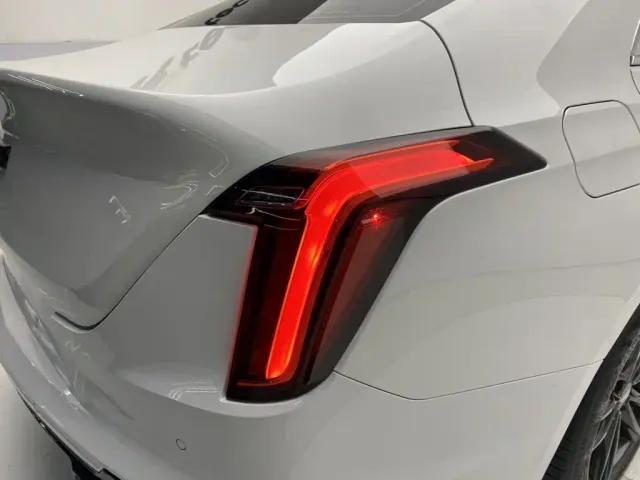 Cadillac Cadillac CT4 2022 28T Luxury Model — Фото автомобиля 10