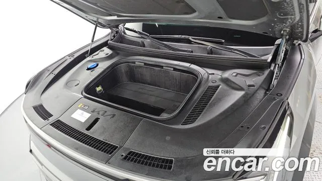 Kia EV9 — Фото автомобиля 6