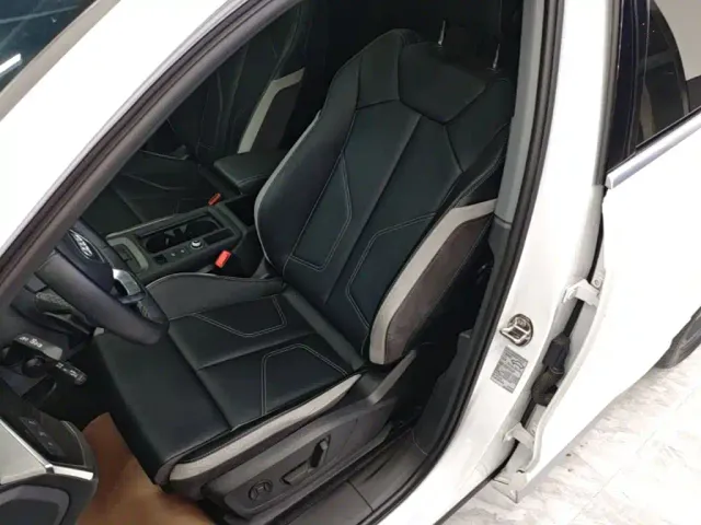 Audi Q3 — Фото автомобиля 10