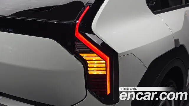 Kia EV3 — Фото автомобиля 8
