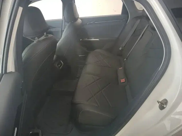 Geely Galaxy L6 — Фото автомобиля 16