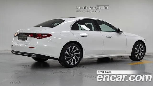 Mercedes-Benz E-Class W214 — Фото автомобиля 2