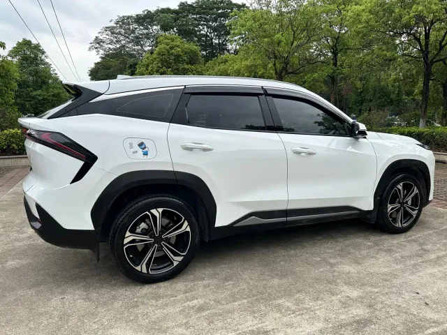 Geely Galaxy L7 — Фото автомобиля 21