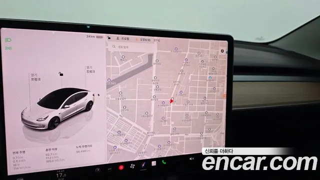 Tesla Model 3 — Фото автомобиля 12