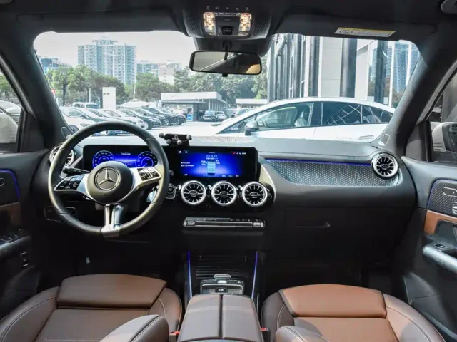 Mercedes-Benz EQA — Фото автомобиля 13