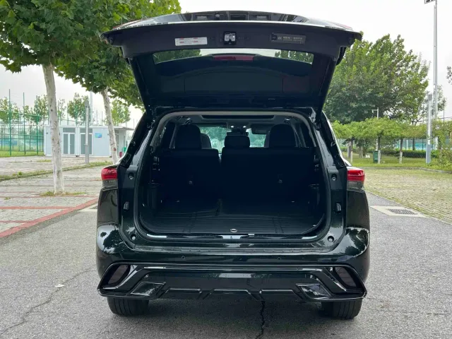 Toyota Highlander — Фото автомобиля 5