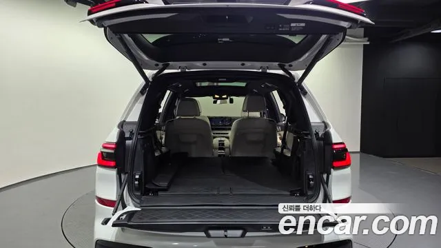 BMW X7 M60i xDrive M Sport 6 мест — Фото автомобиля 20