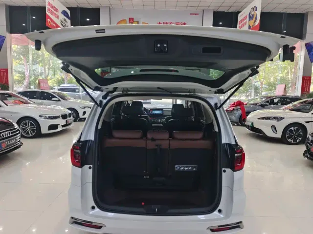 Honda Odyssey — Фото автомобиля 14