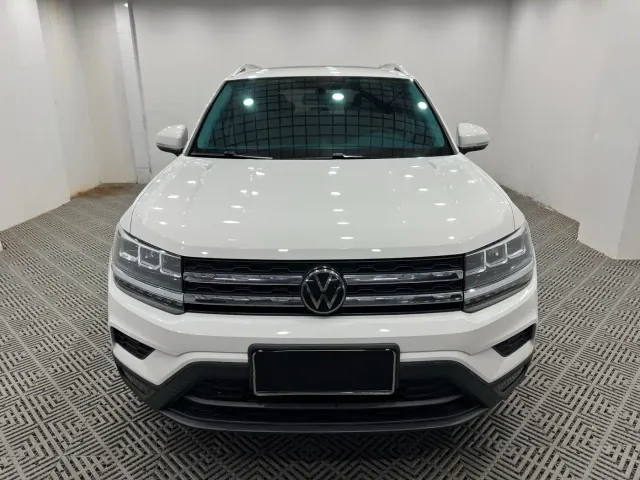 Volkswagen Tharu — Фото автомобиля 2