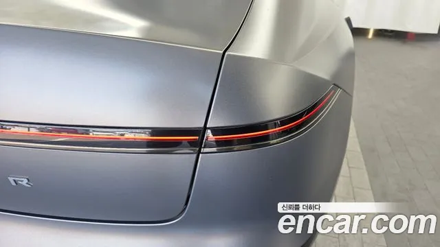 Hyundai Grandeur Grandeur (GN7) 2.5 Бензин 2WD — Фото автомобиля 16