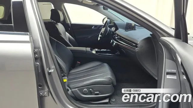 Genesis G80 Бензин 3.5 турбо AWD — Фото автомобиля 24