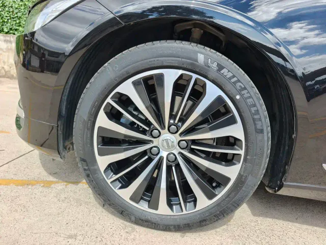 Volvo S90 — Фото автомобиля 19