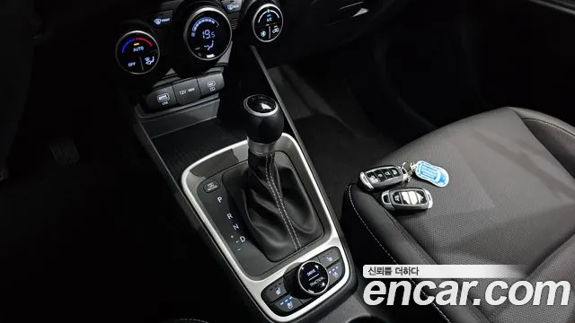 Hyundai Venue Venue 1.6 Premium — Фото автомобиля 9