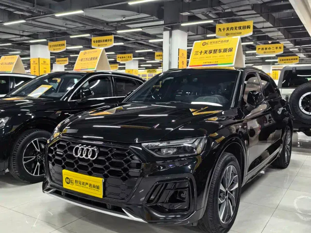 Фотография автомобиля — Audi Q5L
