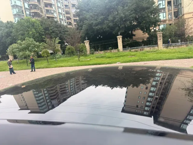 Tesla Model Y — Фото автомобиля 14