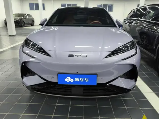 BYD Sealion 07 EV 2024 610 Long Range Edition — Фото автомобиля 2